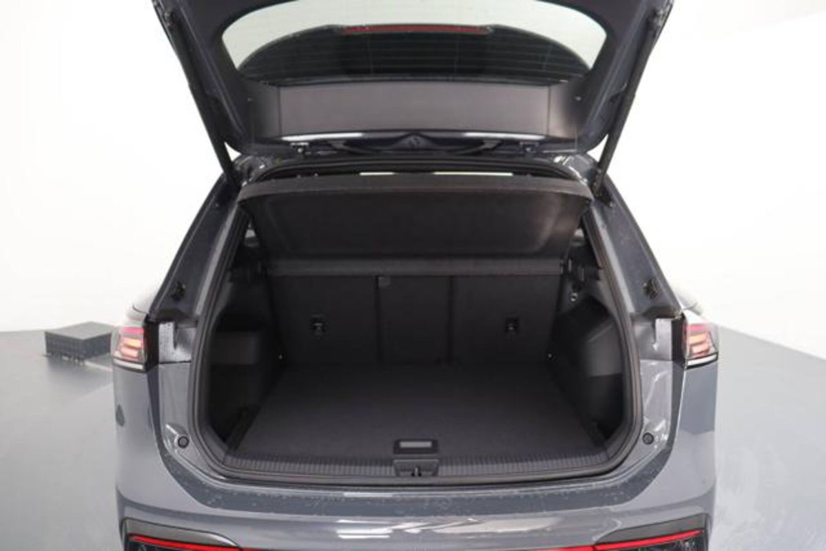 Volkswagen Tiguan 2.0 tdi R-Line 4motion 193cv dsg (17)