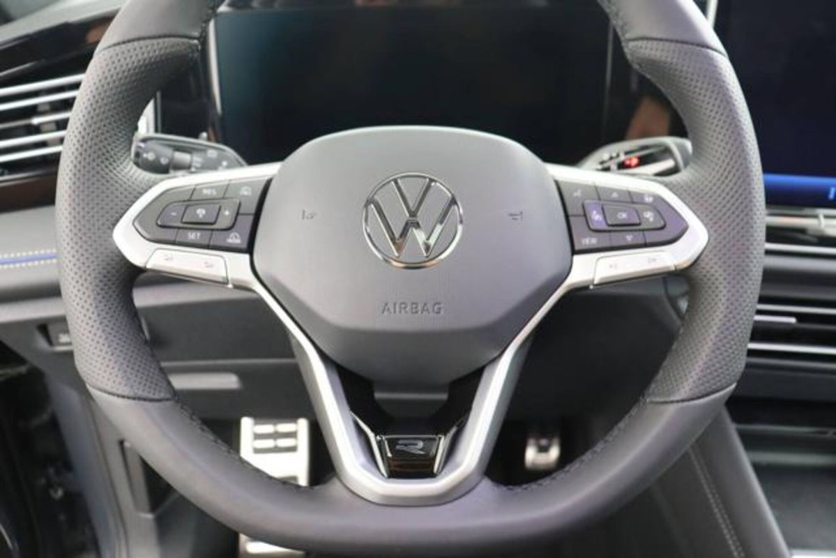 Volkswagen Tiguan 2.0 tdi R-Line 4motion 193cv dsg (9)