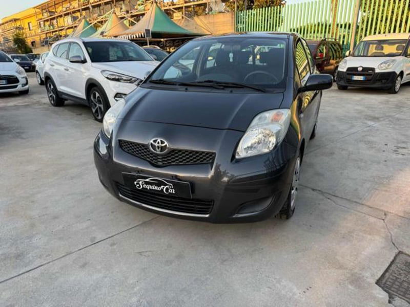 Toyota Yaris 1.0 5 porte Now