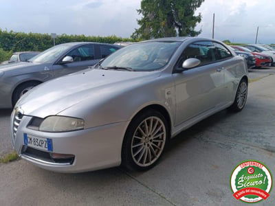 Alfa Romeo GT 1.9 JTDM 16V Distinctive usata