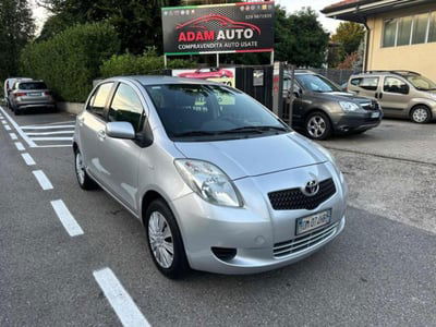 Toyota Yaris 1.0 5 porte Sol usata