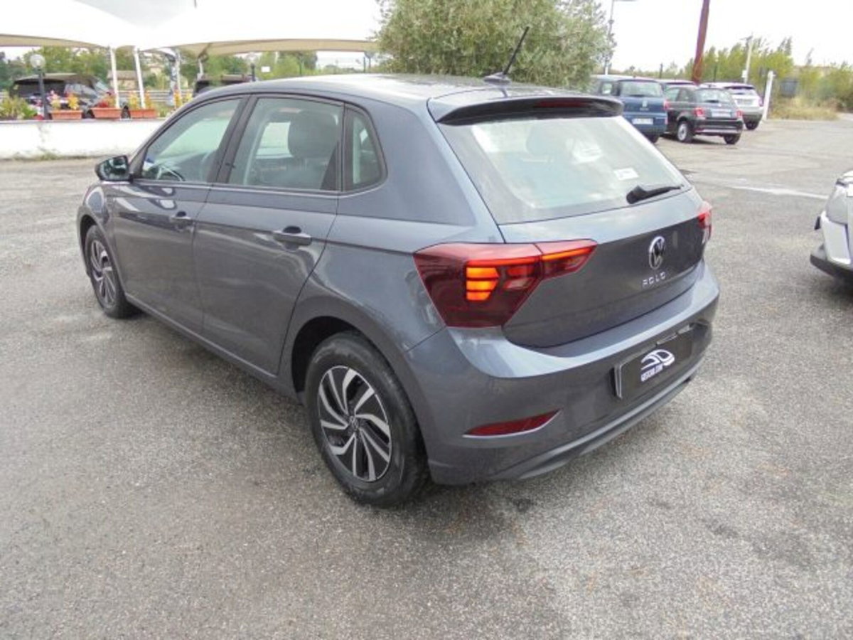 Volkswagen Polo 1.0 tsi Life 95cv dsg (12)
