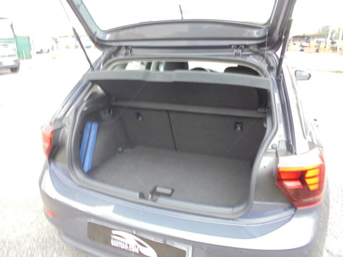 Volkswagen Polo 1.0 tsi Life 95cv dsg (16)