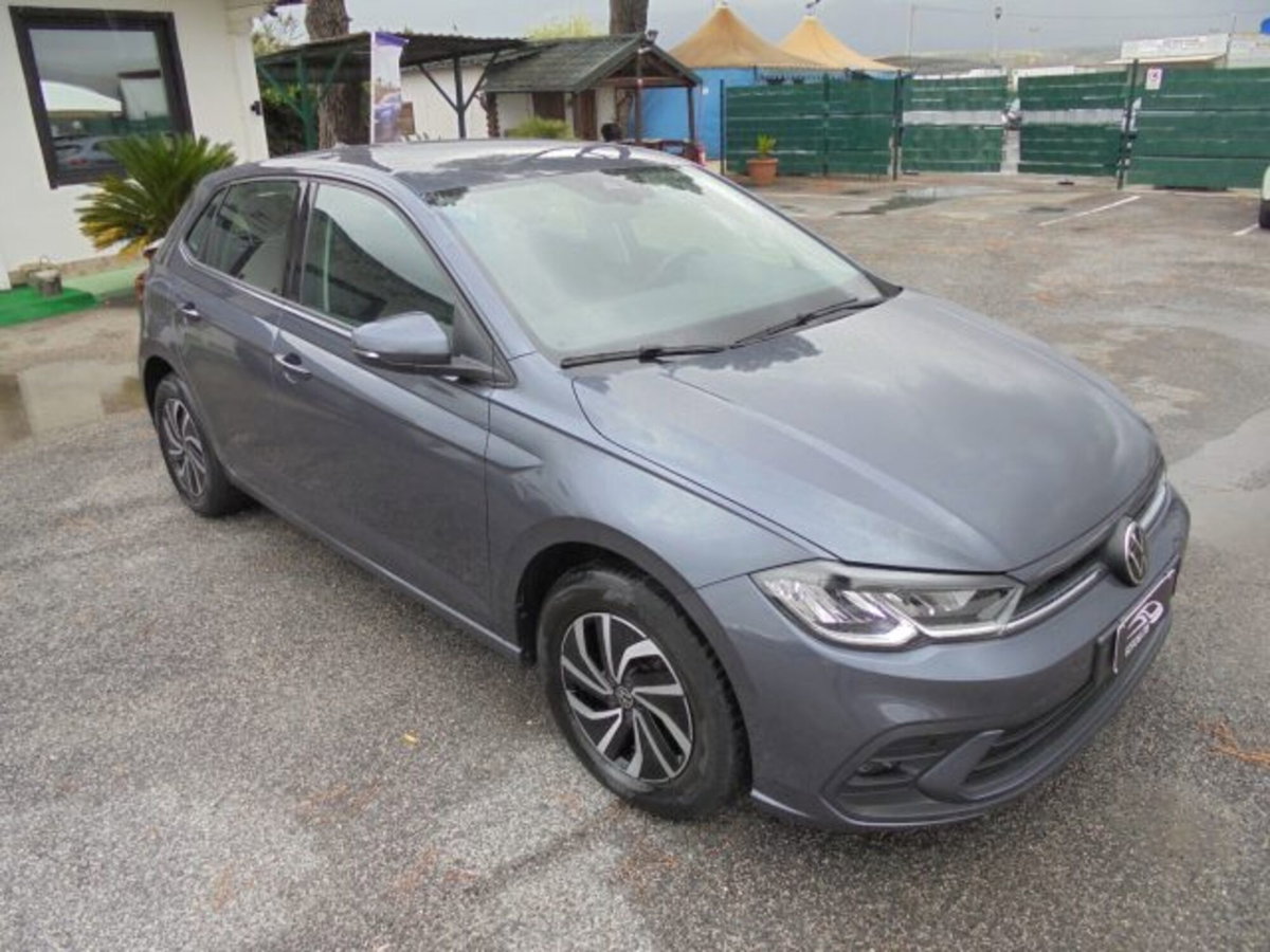 Volkswagen Polo 1.0 tsi Life 95cv dsg (18)