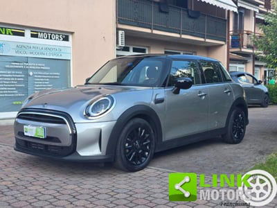 MINI Mini 1.5 Cooper Essential 5 porte usata