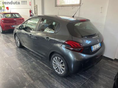 Peugeot 208 82 5 porte Access usata