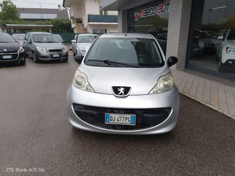 Peugeot 107 68CV 5p. Desir