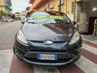 Ford Fiesta 1.4 5 porte Bz.- GPL Titanium usata