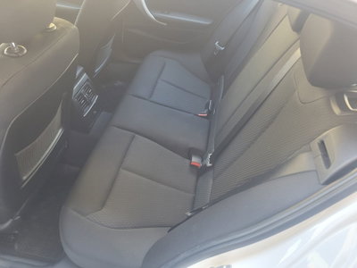 BMW Serie 1 116d 2.0 116CV cat 5 porte Attiva DPF (14)