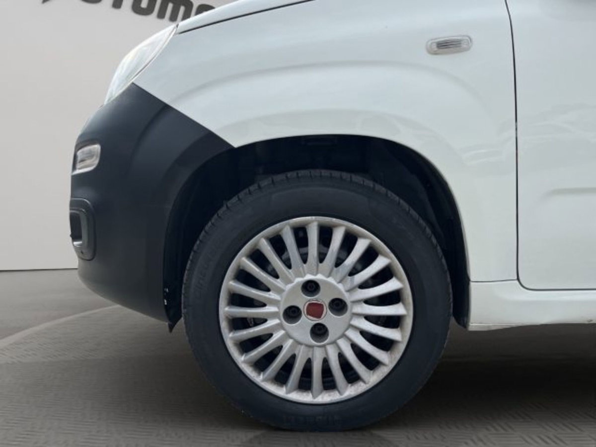 Fiat Panda 0.9 TwinAir Turbo S&S 4x4 Pop Van 2 posti (16)