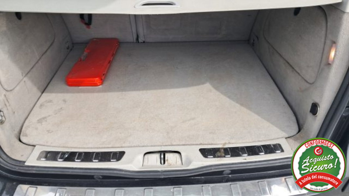 Mercedes-Benz Classe B 170 NGT BlueEFFICIENCY Chrome (7)