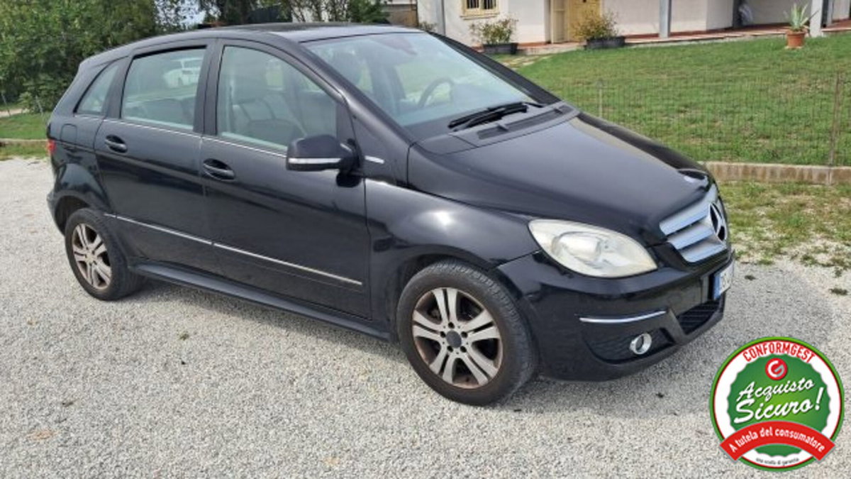 Mercedes-Benz Classe B 170 NGT BlueEFFICIENCY Chrome (8)