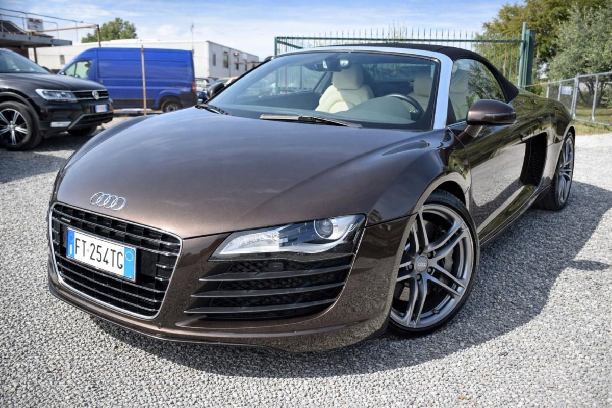 Audi R8 Cabrio Spyder 4.2 V8 FSI quattro R tronic (20)