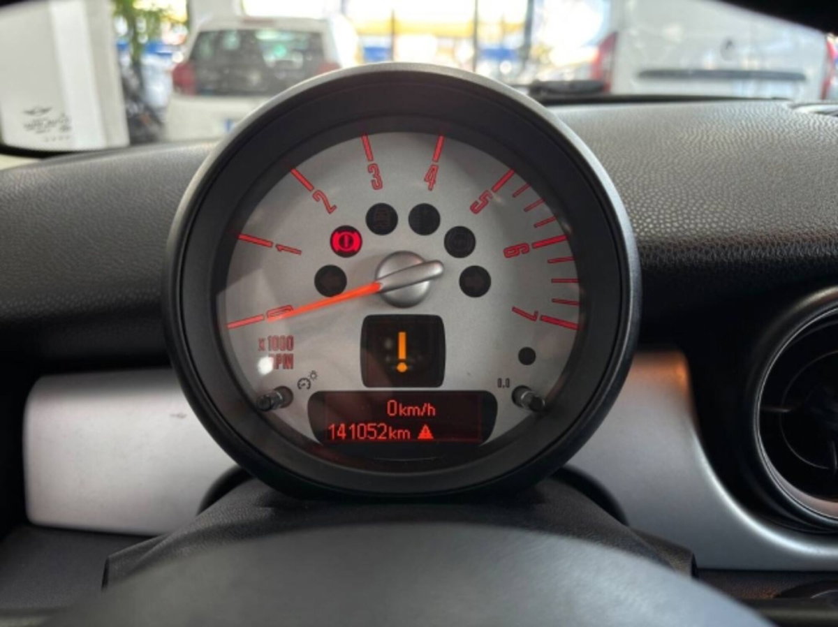 MINI Mini 1.6 16V One D (13)