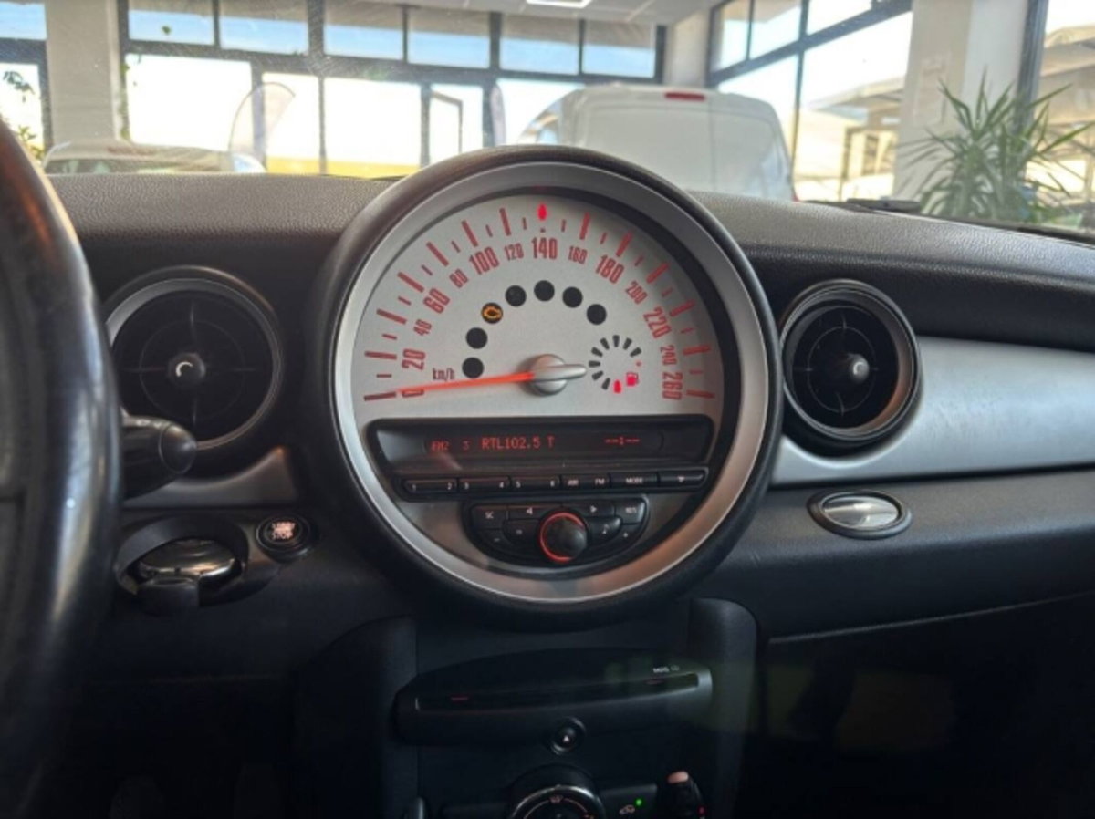 MINI Mini 1.6 16V One D (14)