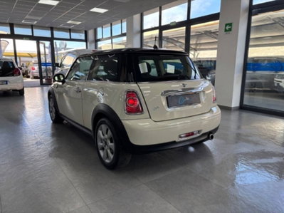 MINI Mini 1.6 16V One D (4)
