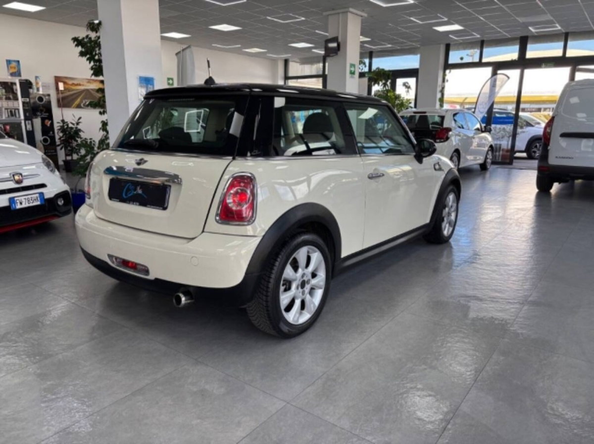 MINI Mini 1.6 16V One D (6)