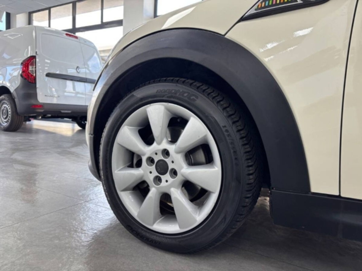 MINI Mini 1.6 16V One D (8)