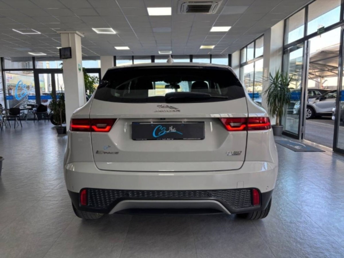 Jaguar E-Pace 2.0D 150 CV AWD aut. SE (7)