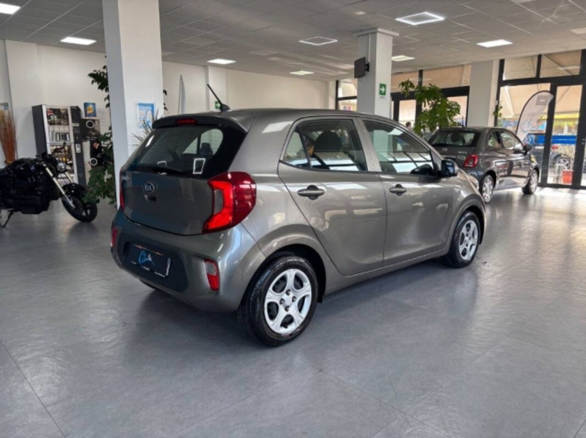 Kia Picanto 1.0 12V 5 porte Active (6)