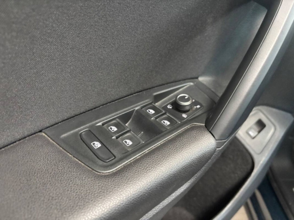 Volkswagen Tiguan Allspace 2.0 tdi Elegance 150cv dsg (11)