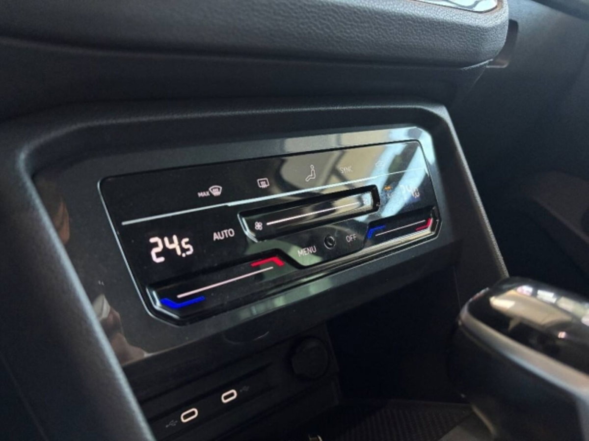 Volkswagen Tiguan Allspace 2.0 tdi Elegance 150cv dsg (18)
