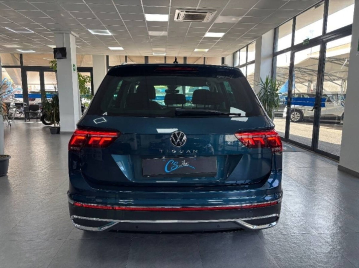 Volkswagen Tiguan Allspace 2.0 tdi Elegance 150cv dsg (5)
