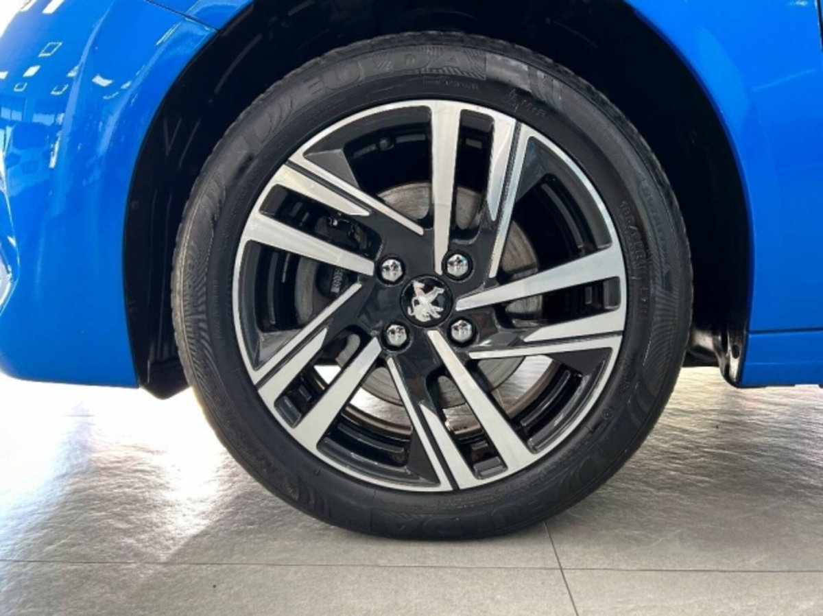 Peugeot 208 BlueHDi 100 Stop&Start 5 porte Allure (8)