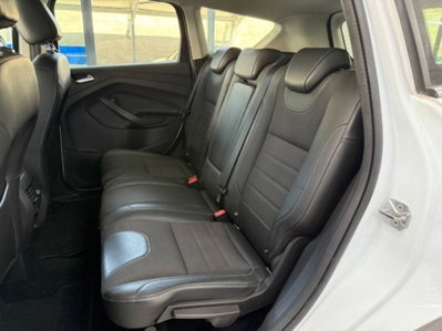 Ford Kuga 2.0 TDCI 150 CV S&S 4WD Powershift Business (14)