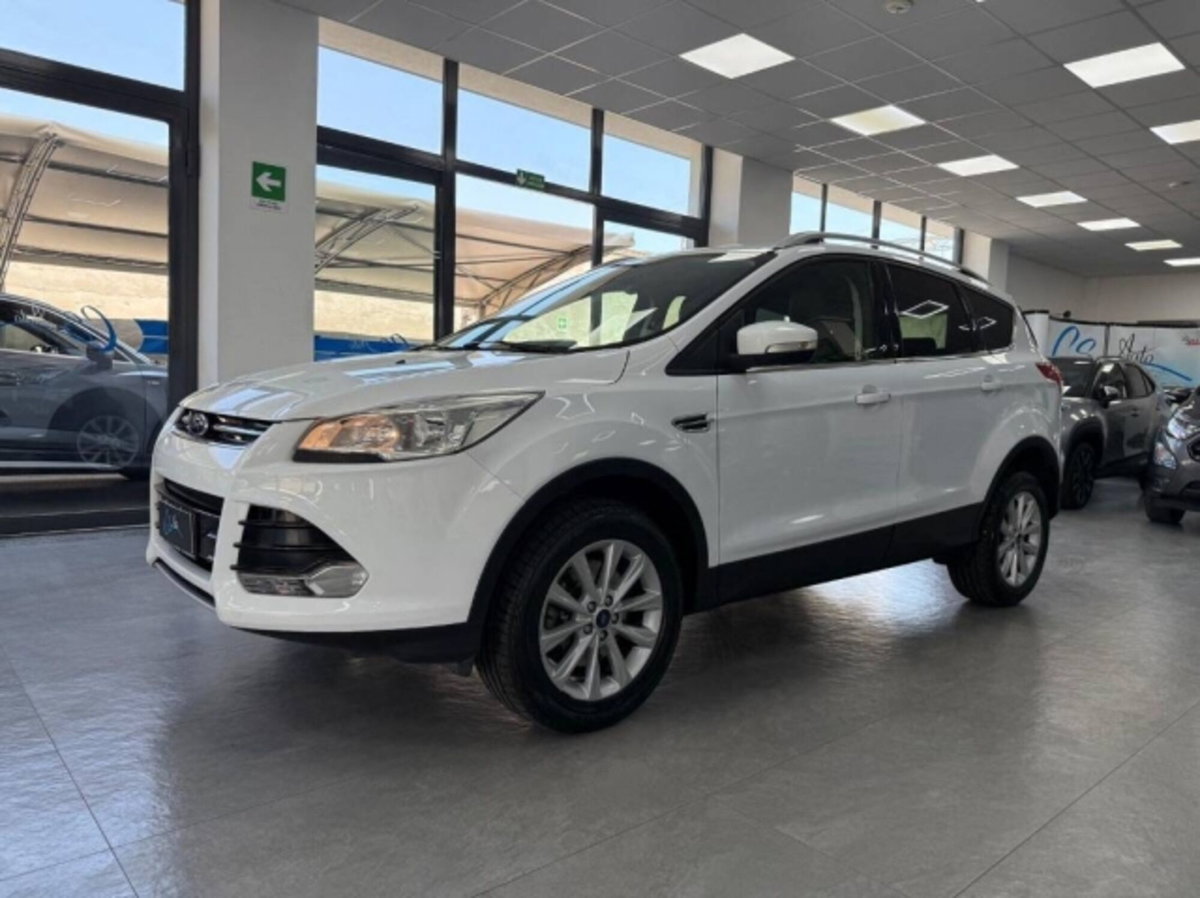 Ford Kuga 2.0 TDCI 150 CV S&S 4WD Powershift Business (3)