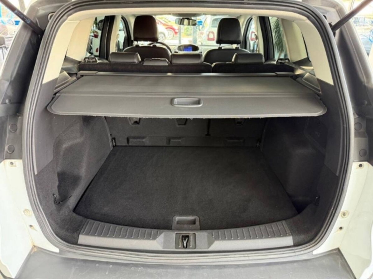 Ford Kuga 2.0 TDCI 150 CV S&S 4WD Powershift Business (9)