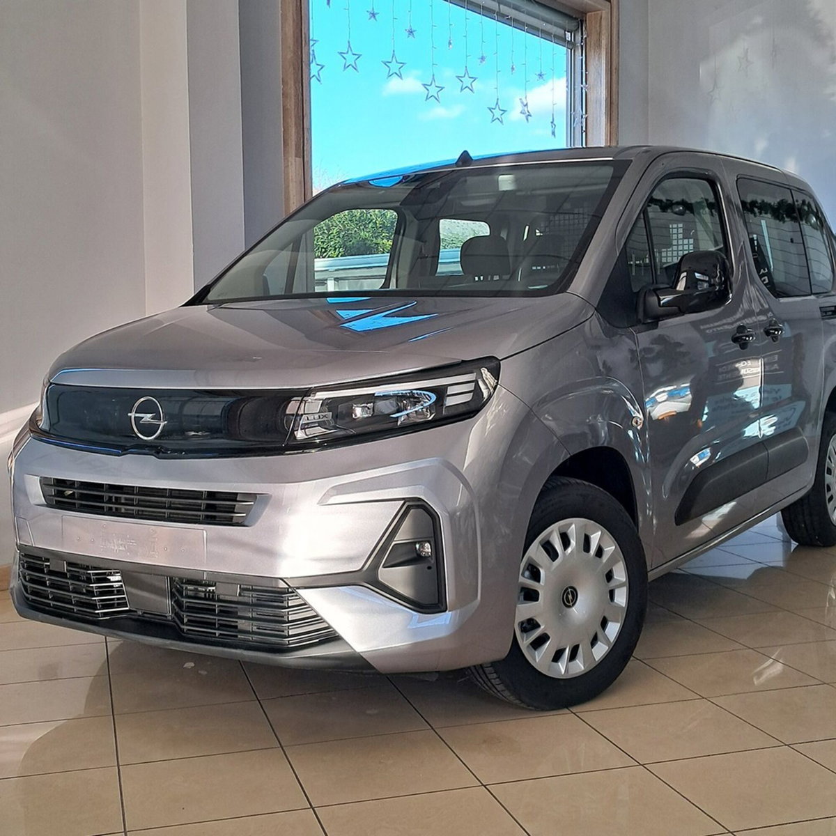 Opel Combo Life 1.5D 100 CV S&S Edition Plus N1 (2)