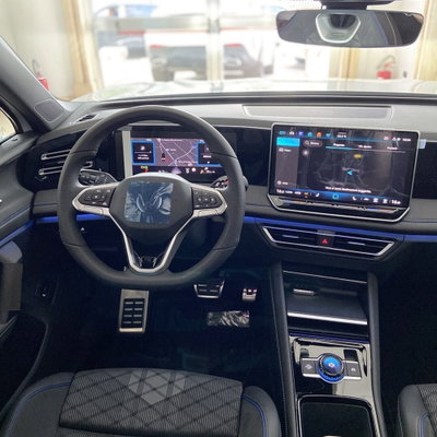 Volkswagen Tiguan Allspace 2.0 tdi R-Line 150cv dsg (12)