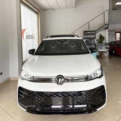 Volkswagen Tiguan Allspace 2.0 tdi R-Line 150cv dsg (3)