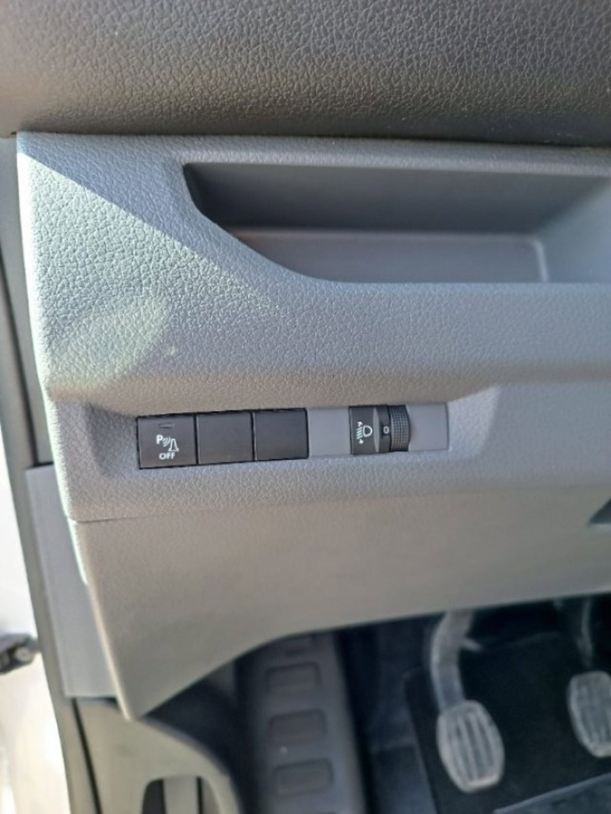 Peugeot Expert Furgone BlueHDi 100 S&S PL-TN Furgone Premium Standard (19)