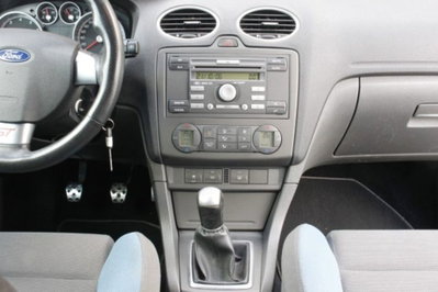 Ford Focus 2.5T (225CV) 20V 5p. ST (7)