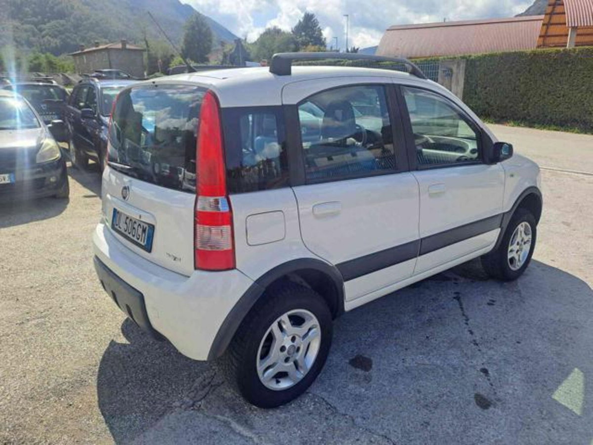 Fiat Panda 1.3 MJT 16V 4x4 Climbing (19)