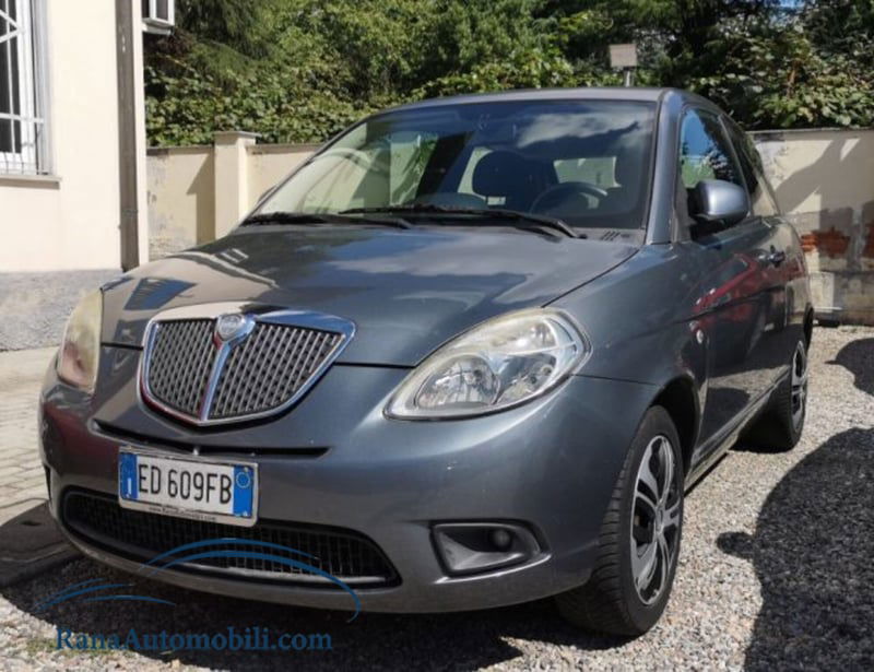 Lancia Ypsilon 1.2 69 CV Argento