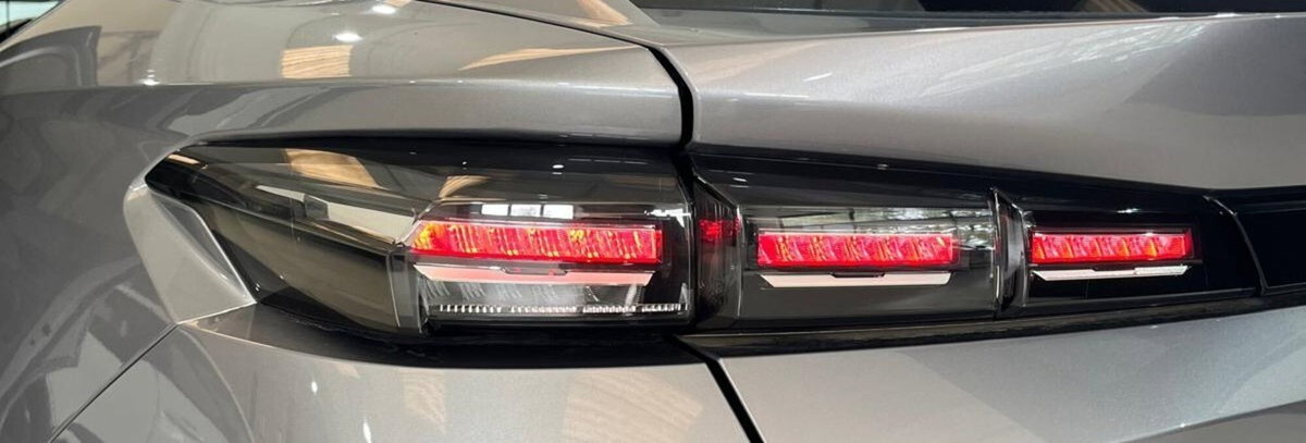 Peugeot 408 1.2 puretech Allure s&s 130cv eat8 (15)