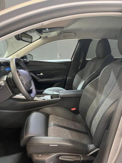 Peugeot 408 1.2 puretech Allure s&s 130cv eat8 (16)