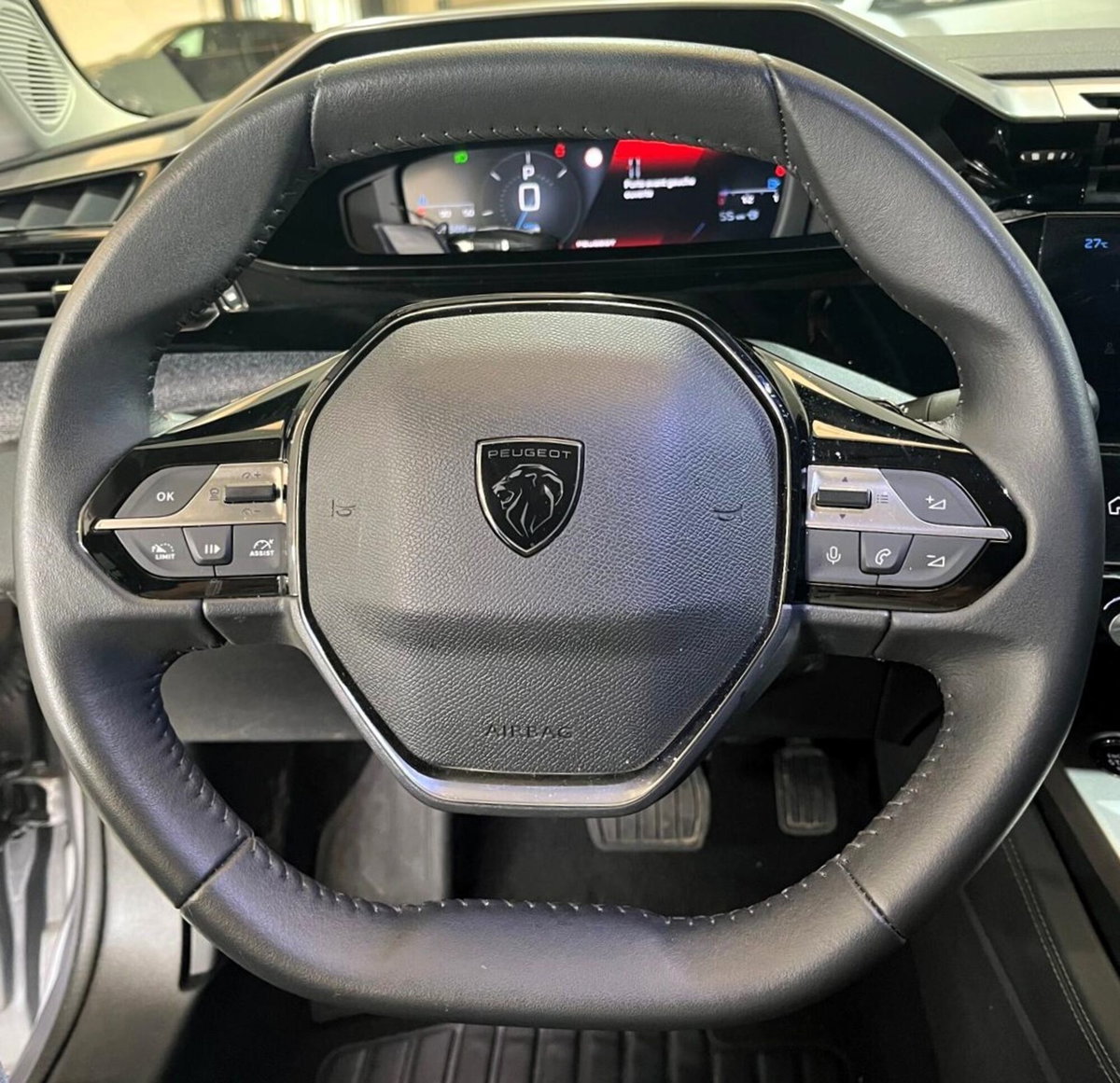 Peugeot 408 1.2 puretech Allure s&s 130cv eat8 (18)