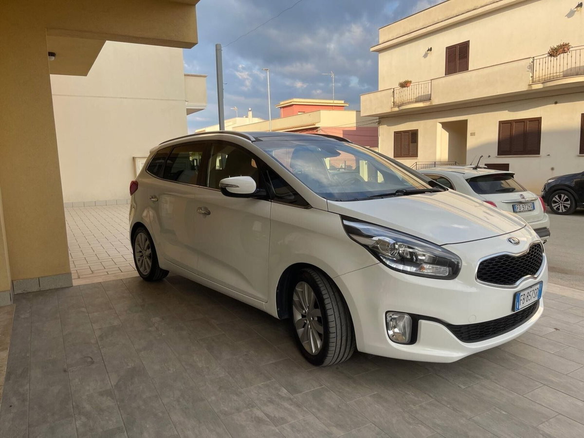 Kia Carens 1.7 CRDi 141 CV DCT Stop&Go high tech (7)