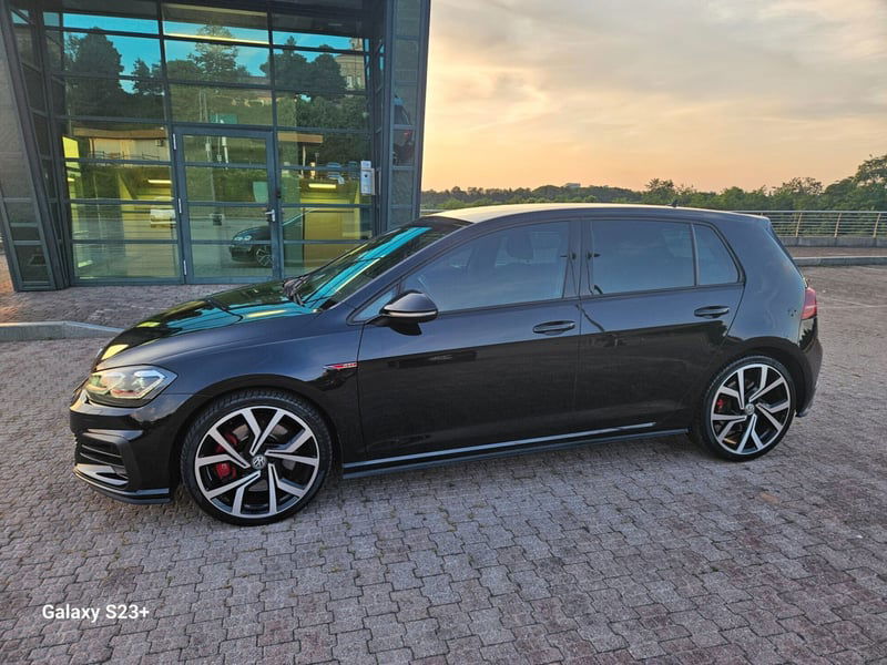 Volkswagen Golf 2.0 TSI GTI DSG