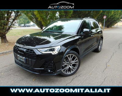 Audi Q3 35 2.0 tdi Identity Black s-tronic usata