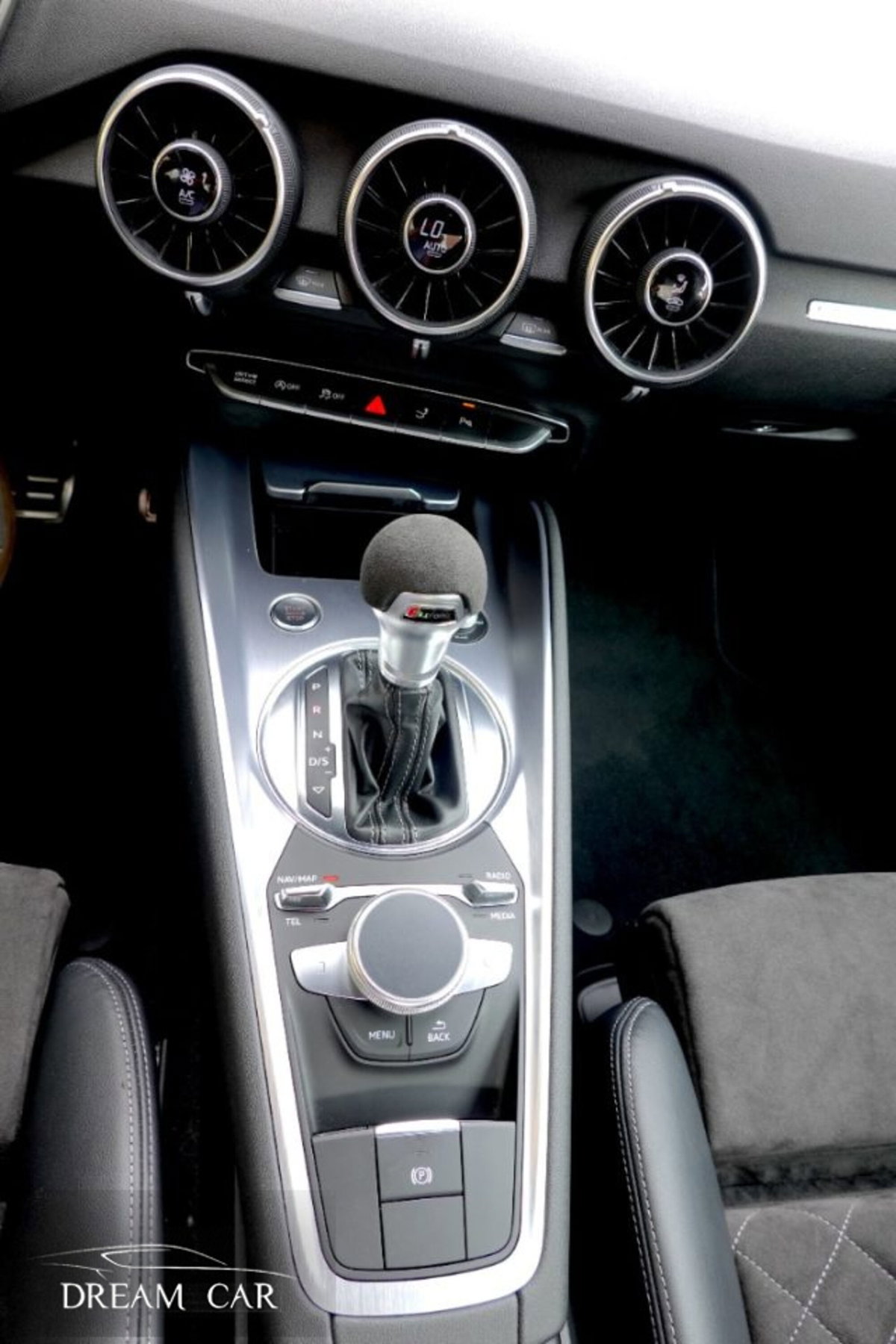 Audi TT Coupé Coupe 45 2.0 tfsi quattro s-tronic (14)
