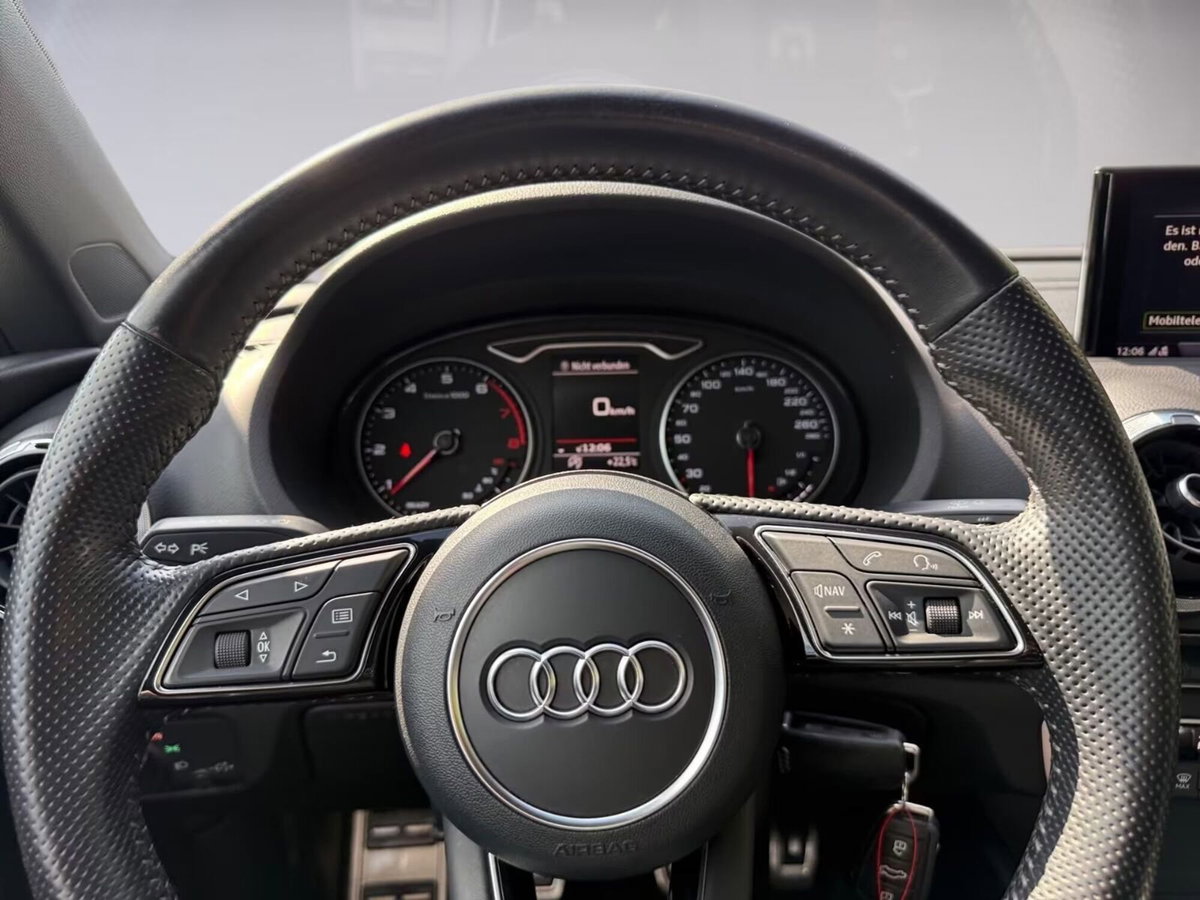 Audi A3 Cabrio 1.5 TFSI COD Sport (6)