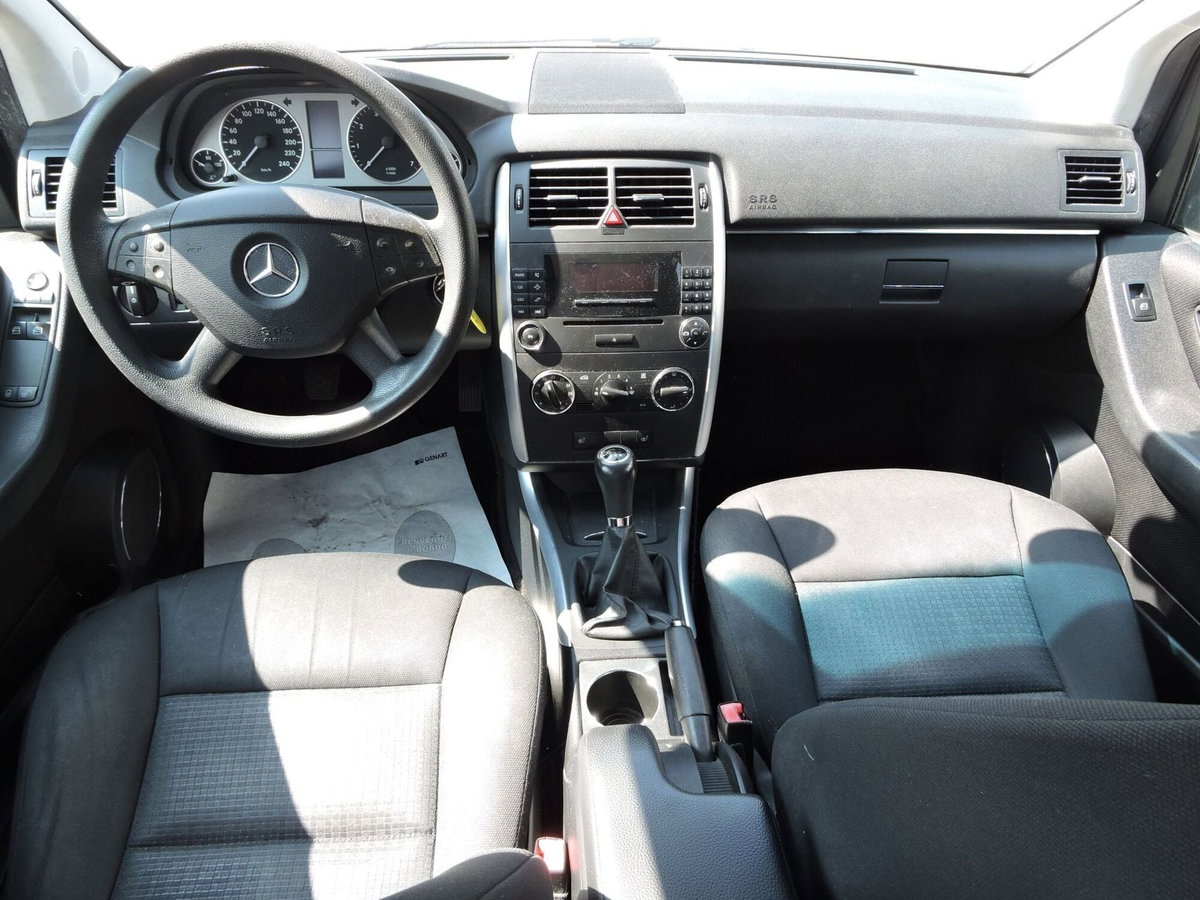 Mercedes-Benz Classe B 170 BlueEFFICIENCY (10)