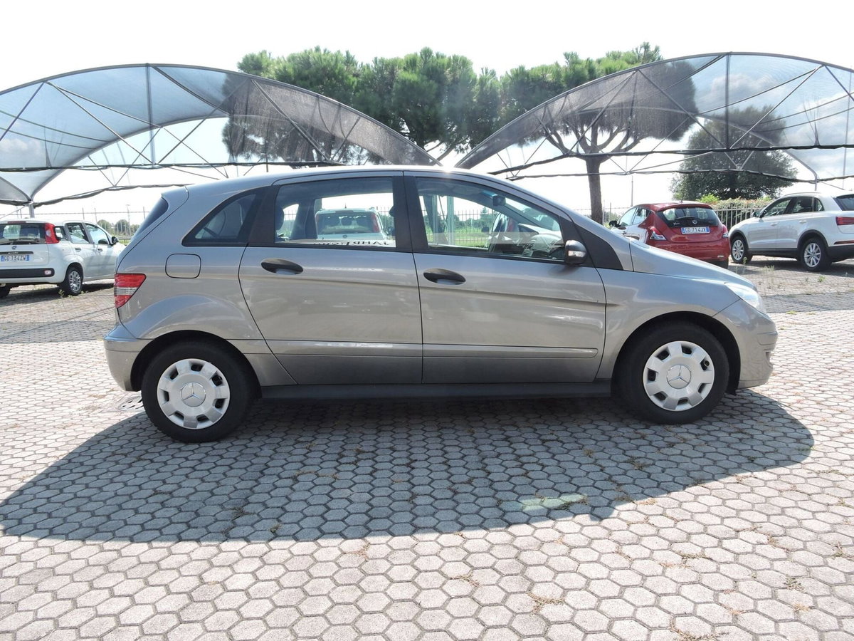 Mercedes-Benz Classe B 170 BlueEFFICIENCY (4)