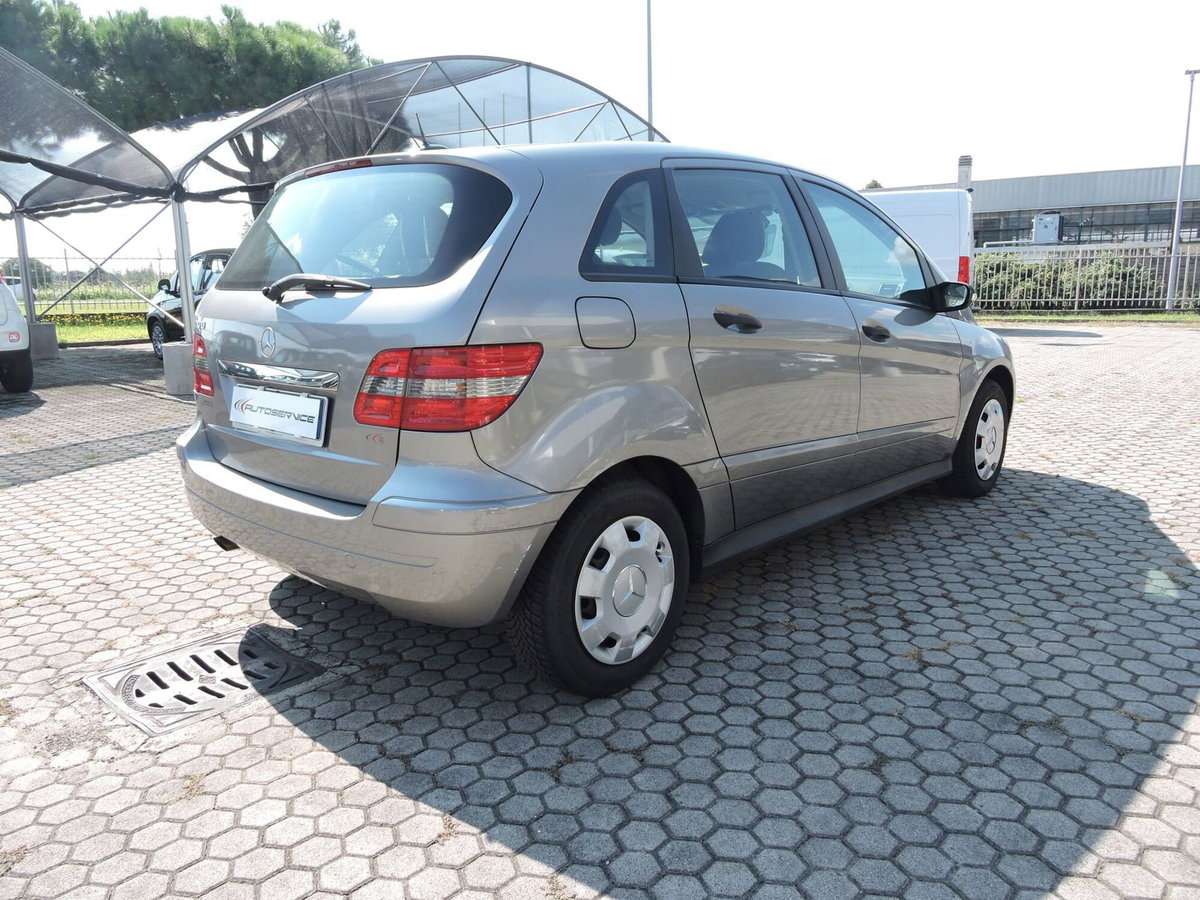 Mercedes-Benz Classe B 170 BlueEFFICIENCY (5)