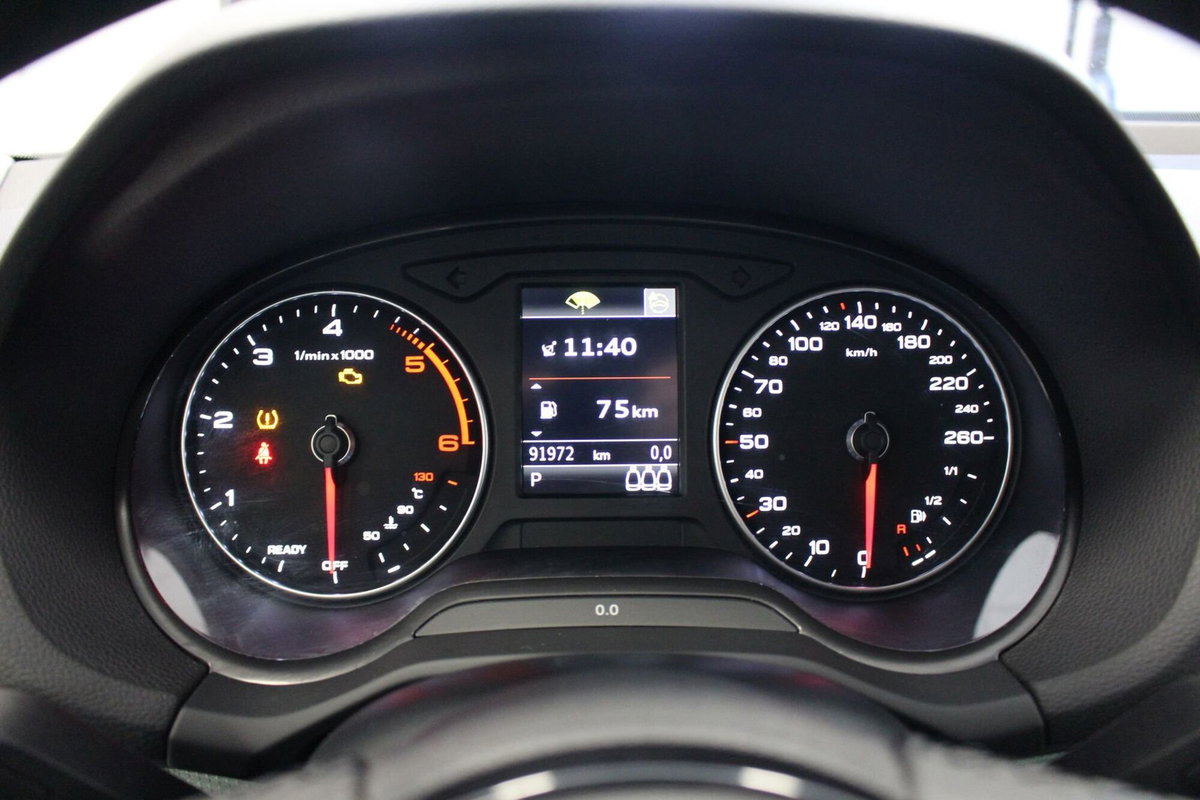 Audi Q2 Q2 30 TDI S tronic Business (10)